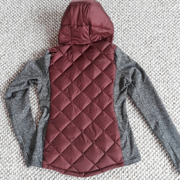 The North Face 550 Fill Down Pullover - Picture 6 of 8